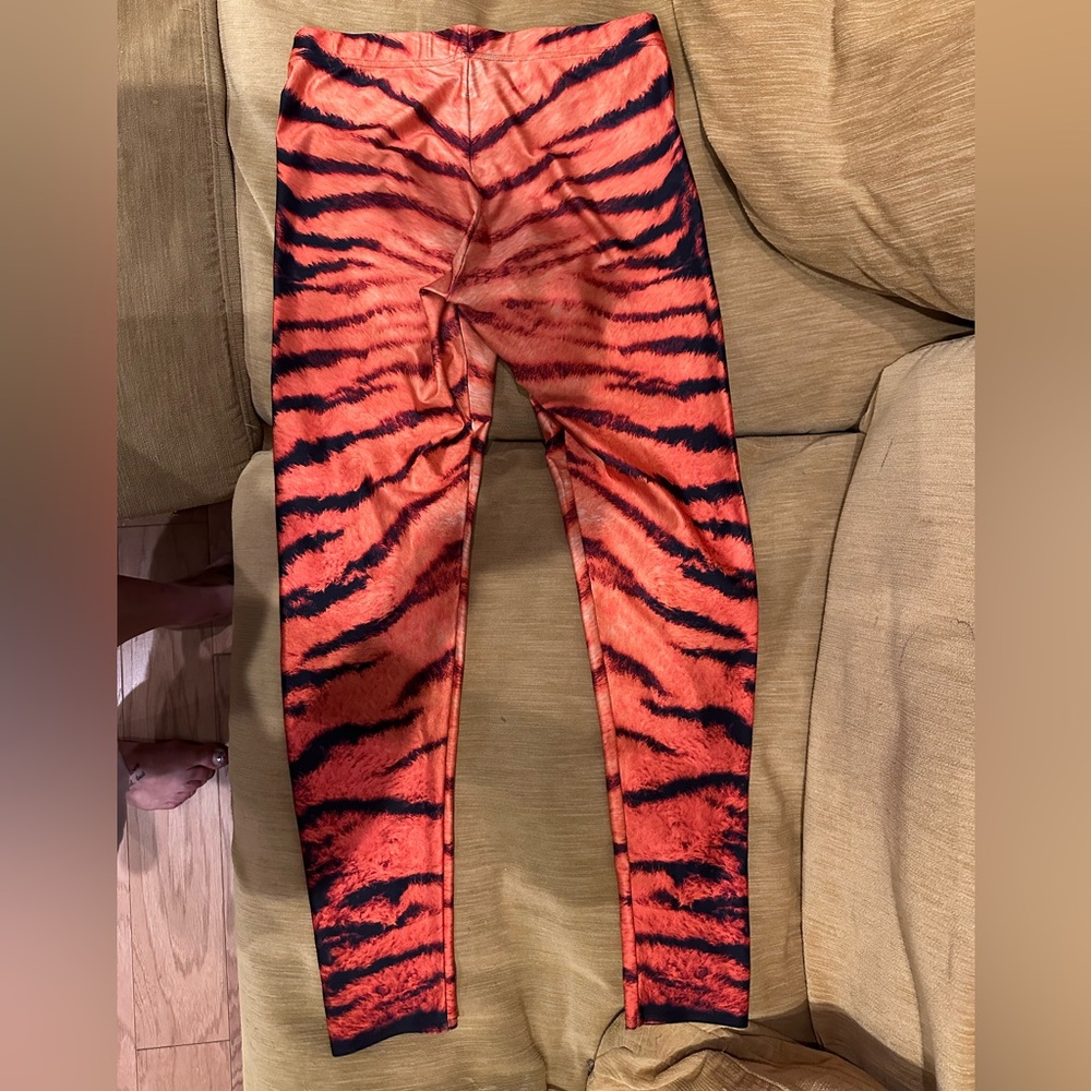 Blackmilk museum: Tiger leggings, size L